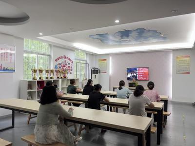 新站高新區瑤海社區方橋婦聯開展家庭教育志愿者心理培訓